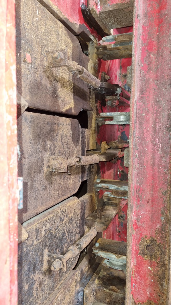 Used Paal Likon 275 D, Presskraft 80 t, Baujahr 2002 mit Trichter und Drahtzugstation