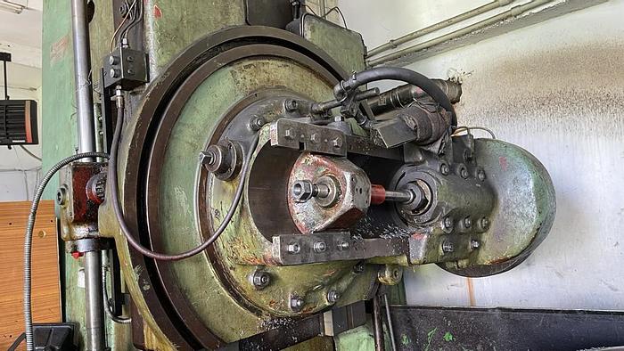 Used Frezarka do kół zębatych TOS FO 16