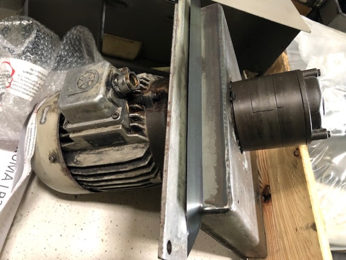 Gebraucht 1999 CNC lathe Okuma LB 300