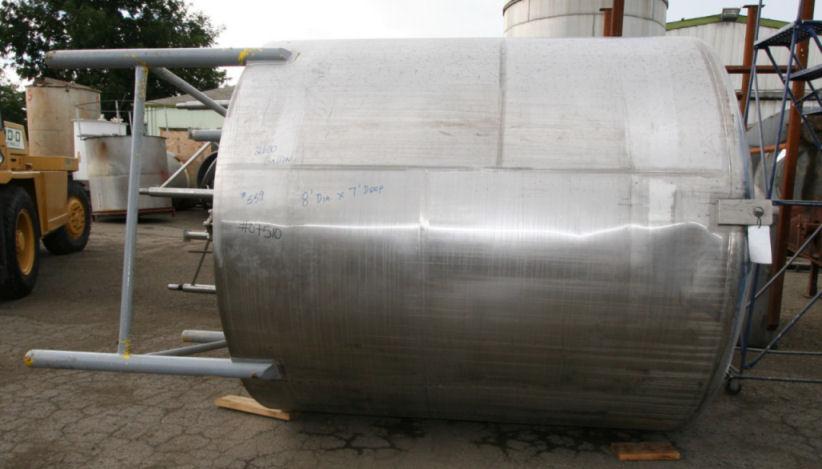 Used 2600 GALLON SINGLE SHELL TANK