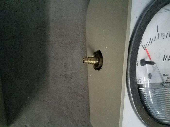 Used DWYER 0-5" MAGNEHELIC DIFFERENTIAL PRESSURE GAUGE
