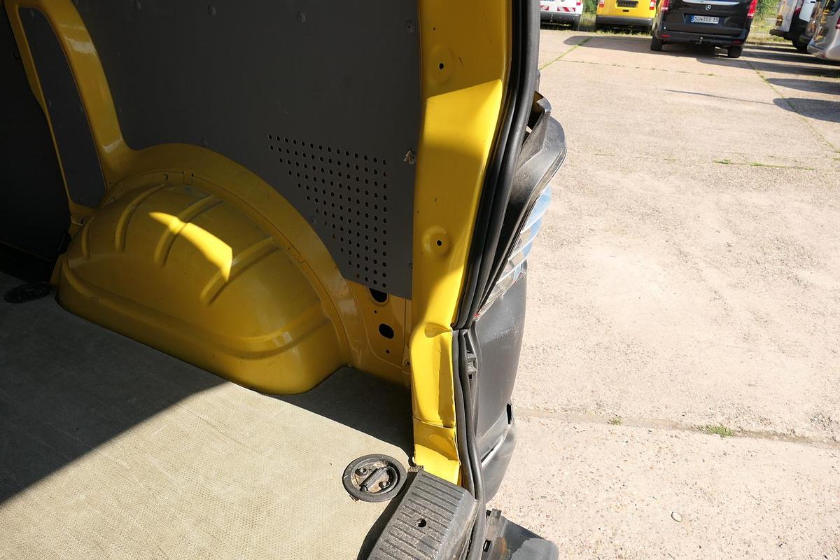 Gebraucht Volkswagen T5 Transporter 2.0 TDI EURO-5 CoC 2xSCHIEBETÜR PARKTRONIK