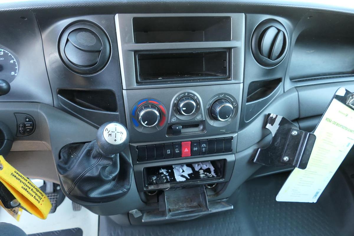 Gebraucht Iveco Daily 35 S11 C30C AUTOMATIK KAMERA Regale LUFT DURCHGANG EURO-5 CoC