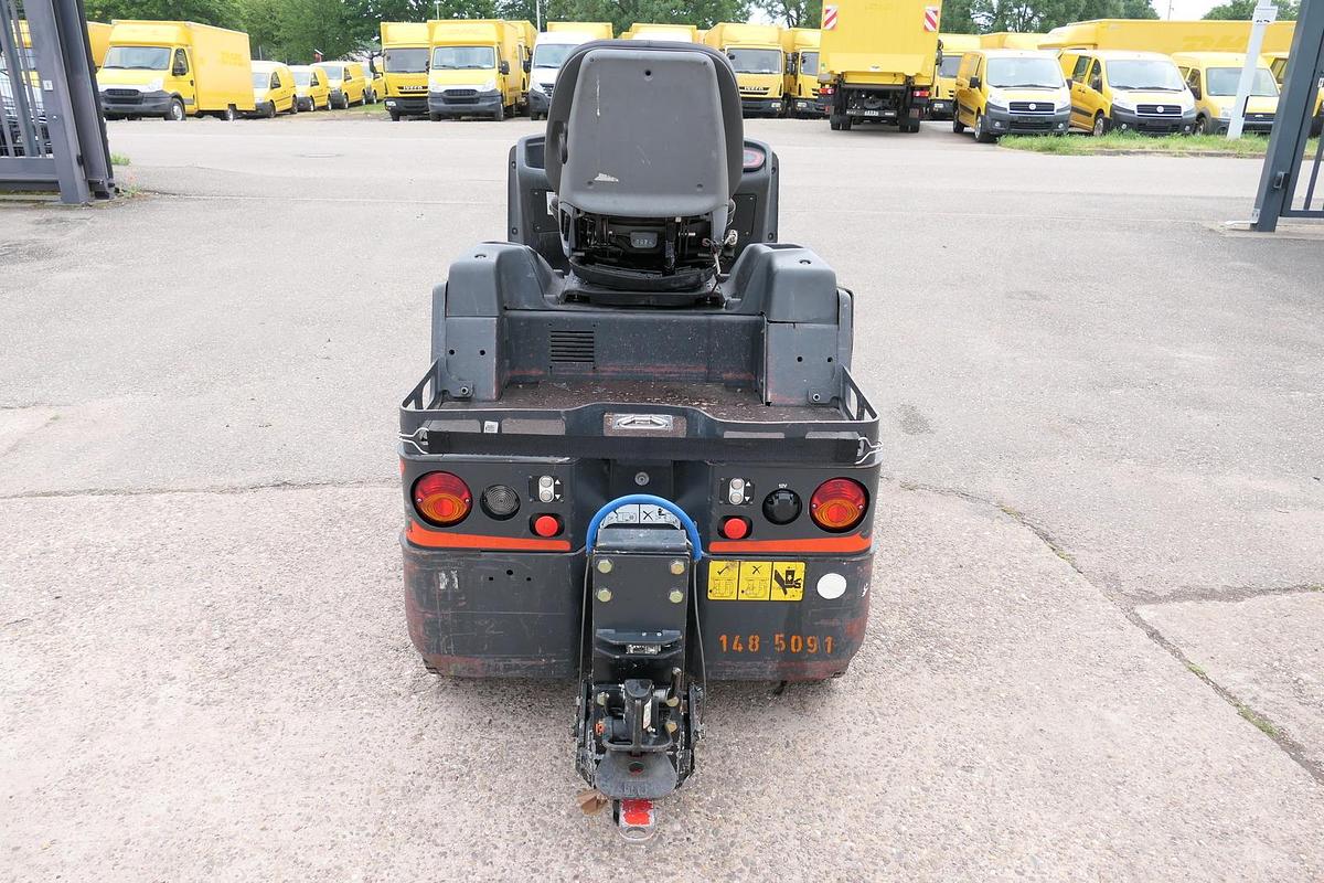 Gebraucht Linde P 60 Z Schlepper Batterie 10/2020 3-Rad