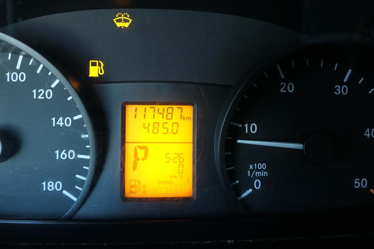 Gebraucht Mercedes-Benz SPRINTER 310 CDI MAXI EURO-5 KOFFER REGALE KAMERA DURCHGANG