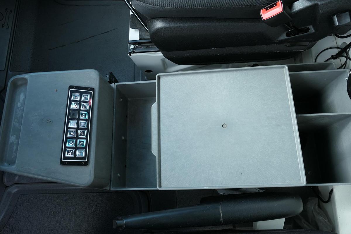 Gebraucht Mercedes-Benz 319 Sprinter 6-Zylinder Rettungswagen  Strobel