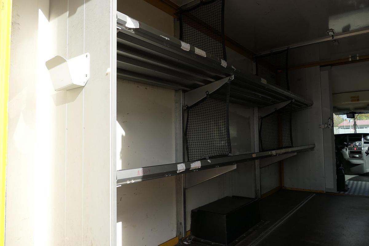 Gebraucht Iveco Daily 35 S11 C30C AUTOMATIK KAMERA Regale LUFT DURCHGANG EURO-5 CoC