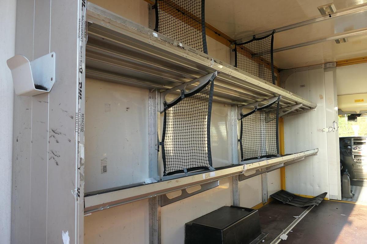 Gebraucht Iveco Daily 35 S11 C30C AUTOMATIK KAMERA Regale LUFT DURCHGANG EURO-5 CoC