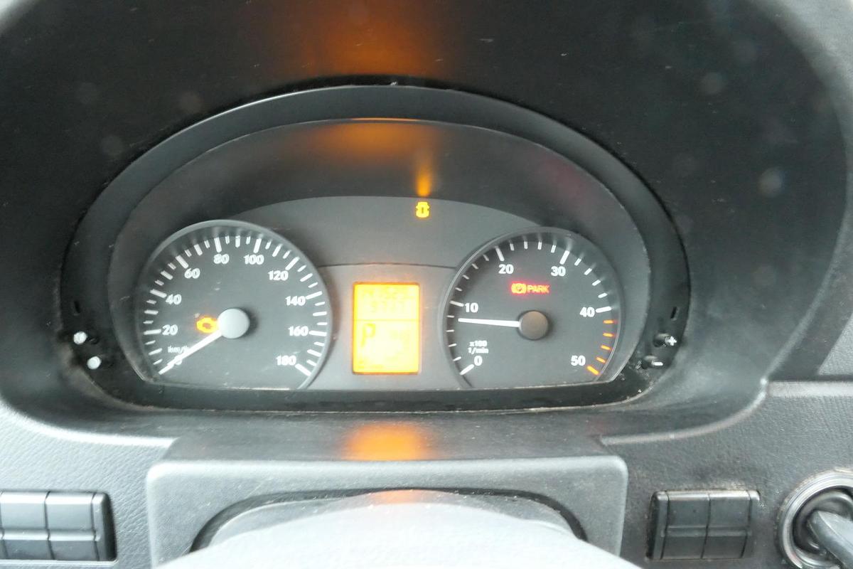 Gebraucht Mercedes-Benz SPRINTER 310 CDI MAXI EURO-5 KOFFER REGALE KAMERA DURCHGANG