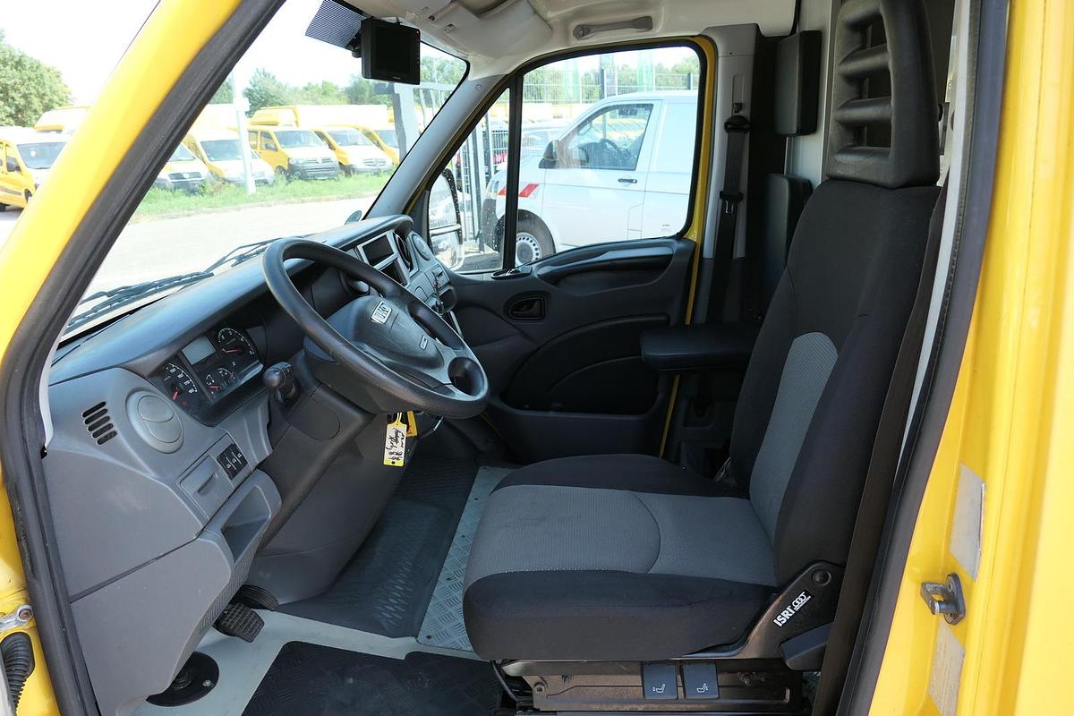 Gebraucht Iveco Daily 35 S11 C30C AUTOMATIK KAMERA Regale LUFT DURCHGANG EURO-5 CoC