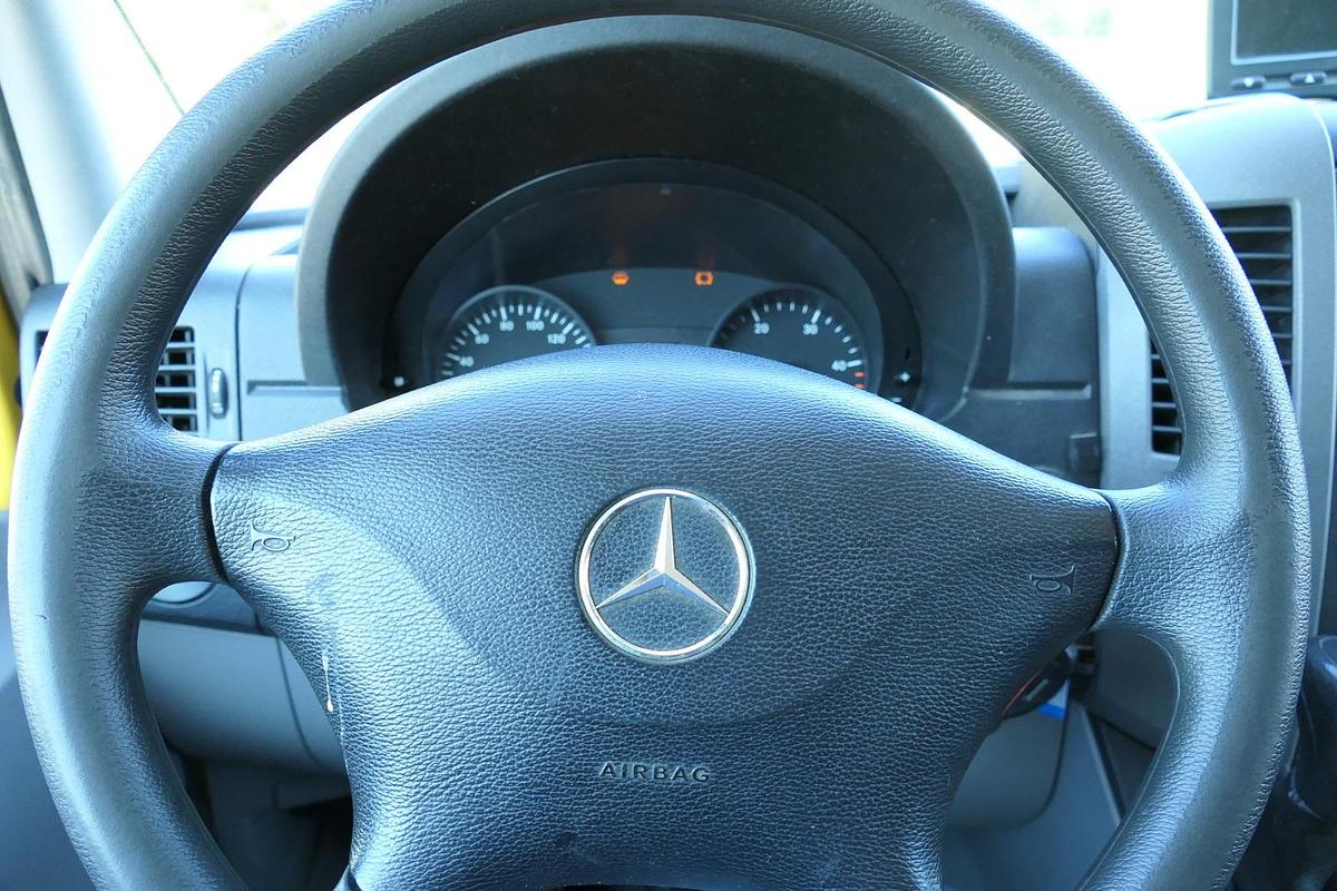 Gebraucht Mercedes-Benz SPRINTER 310 CDI MAXI EURO-5 KOFFER REGALE KAMERA DURCHGANG