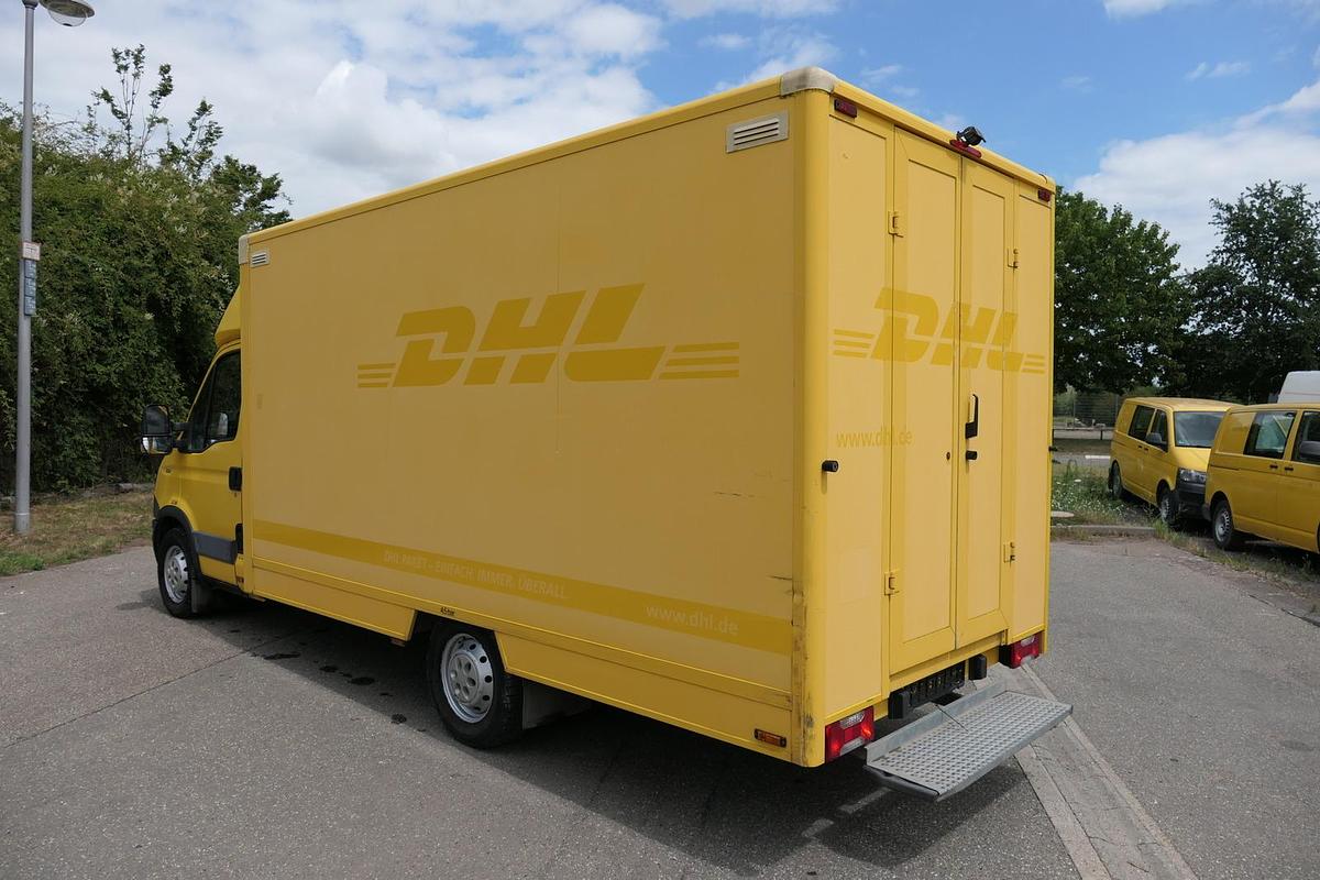 Gebraucht Iveco Daily 35 S11 C30C AUTOMATIK KAMERA Regale LUFT DURCHGANG EURO-5 CoC