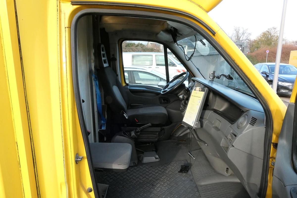 Gebraucht Iveco Daily 35 S11 C30C AUTOMATIK KAMERA Regale LUFT DURCHGANG EURO-5 CoC