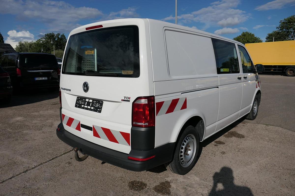 Gebraucht Volkswagen T6 Transporter 2.0 TDI 4Motion lang KLIMA AHK Werkstatteinbauten COC