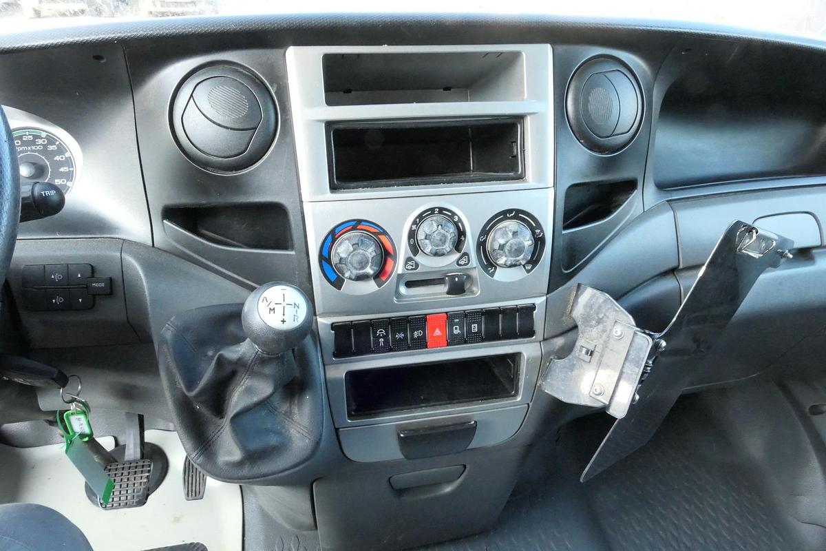 Gebraucht Iveco Daily 35 S11 C30C AUTOMATIK KAMERA MAXI Regale DURCHGANG