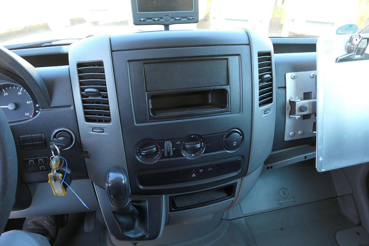 Gebraucht Mercedes-Benz SPRINTER 310 CDI MAXI EURO-5 KOFFER REGALE KAMERA DURCHGANG