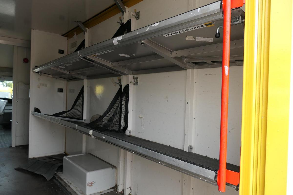 Gebraucht Iveco Daily 35 S11 C30C AUTOMATIK KAMERA Regale LUFT DURCHGANG EURO-5 CoC