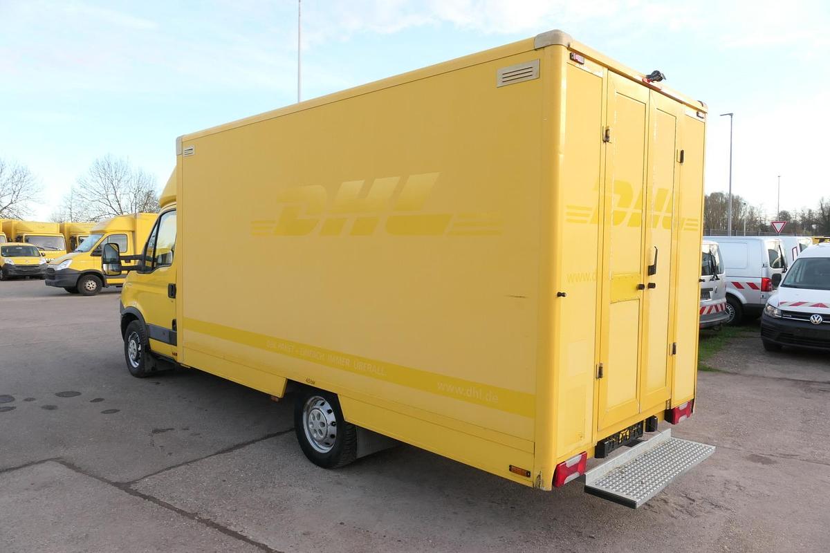 Gebraucht Iveco Daily 35 S11 C30C AUTOMATIK KAMERA Regale LUFT DURCHGANG EURO-5 CoC
