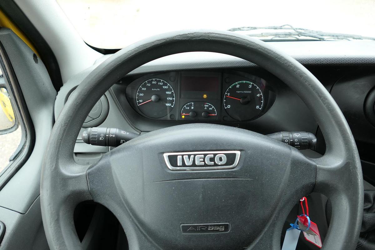 Gebraucht Iveco Daily 35 S11 C30C AUTOMATIK KAMERA Regale LUFT DURCHGANG EURO-5 CoC