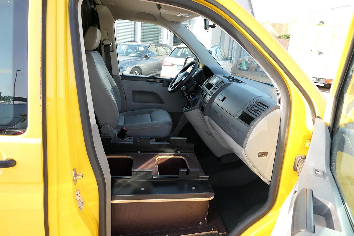 Gebraucht Volkswagen T5 Transporter 2.0 TDI PARKTRONIK EURO-5 2xSCHIEBETÜR CoC