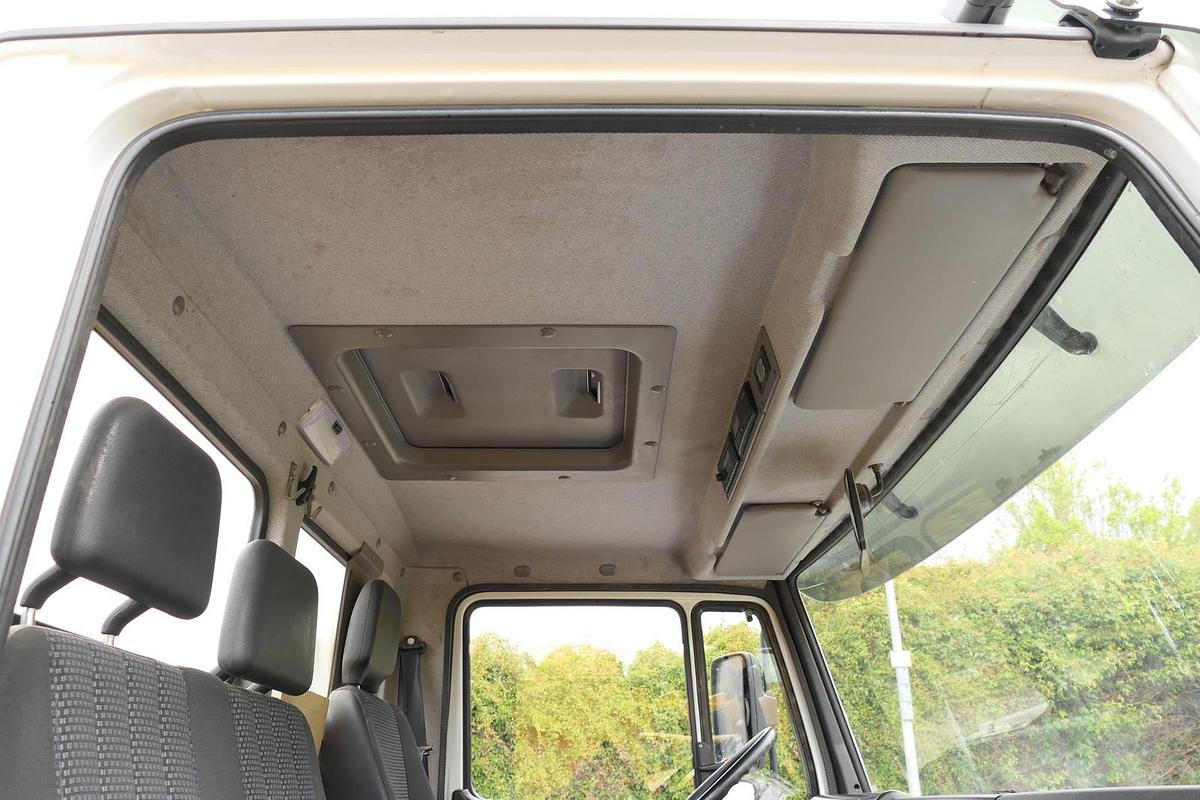 Gebraucht Mercedes-Benz Vario 816D mit Ladekran 3 Sitzer Standheizung HIAB XS 055 DUO - AHK