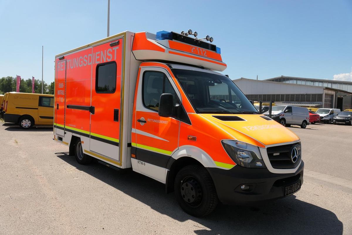 Gebraucht Mercedes-Benz Sprinter 519 CDI Klima Krankenwagen
