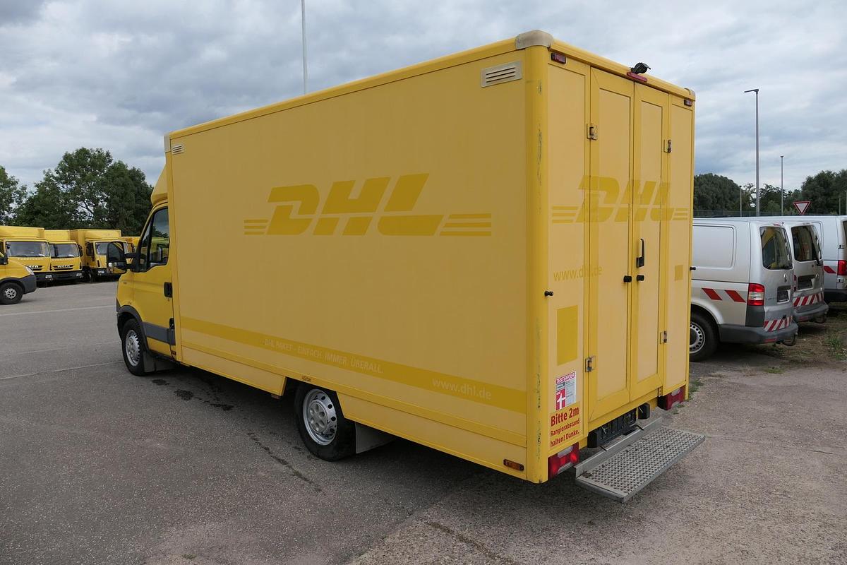 Gebraucht Iveco Daily 35 S11 C30C AUTOMATIK KAMERA Regale LUFT DURCHGANG EURO-5 CoC