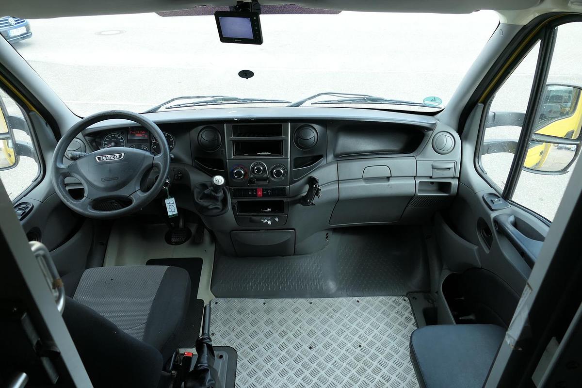 Gebraucht Iveco Daily 35 S11 C30C AUTOMATIK KAMERA Regale LUFT DURCHGANG EURO-5 CoC