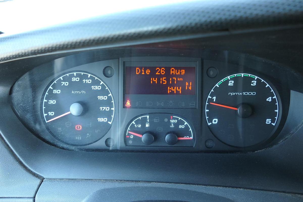 Gebraucht Iveco Daily 35 S11 C30C AUTOMATIK KAMERA Regale LUFT DURCHGANG EURO-5 CoC