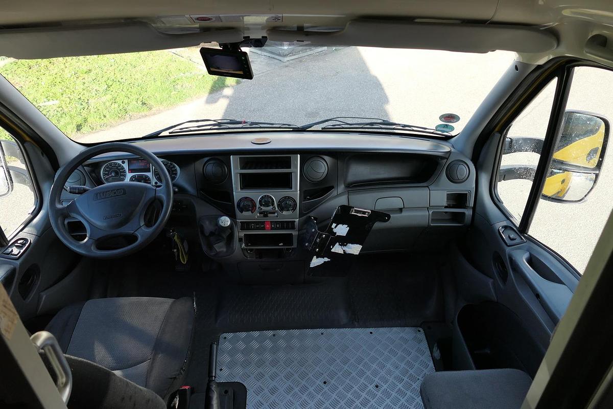 Gebraucht Iveco Daily 35 S11 C30C AUTOMATIK KAMERA MAXI Regale DURCHGANG