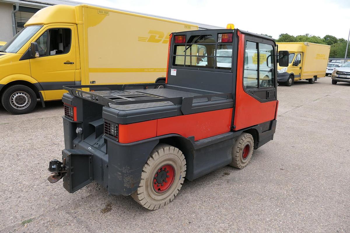 Gebraucht Linde P250 Schlepper AHK Batterie 24/2021 Schiebetüren