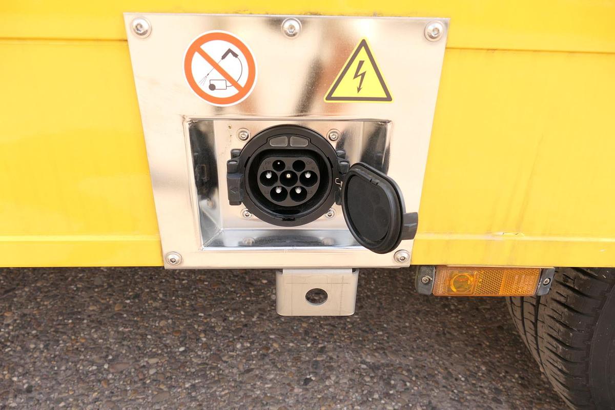 Gebraucht Iveco Daily 35 S11 C30C ELEKTRO COC Umbau 08/2021 Firma Orten Electric Trucks Umbau