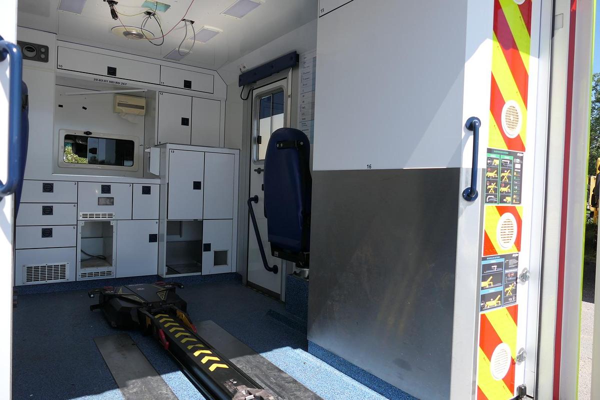 Gebraucht Mercedes-Benz Sprinter 519 CDI Klima Krankenwagen