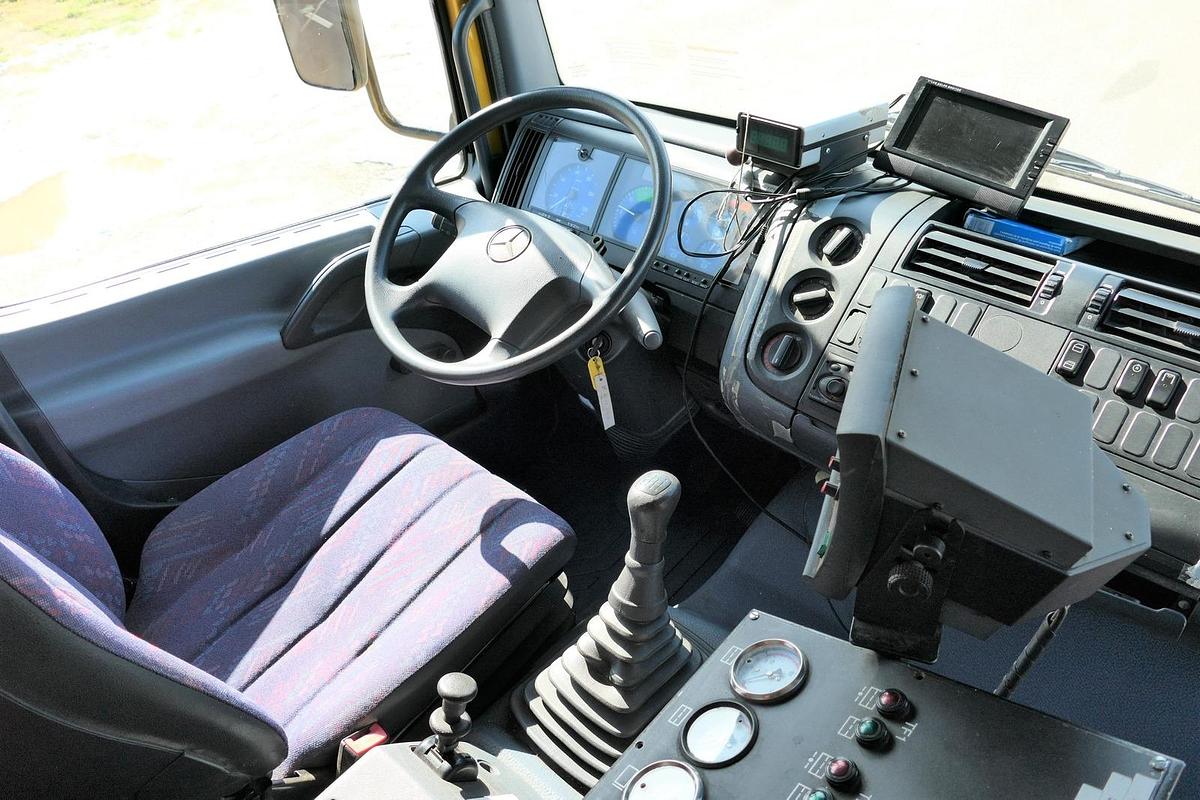 Gebraucht Mercedes-Benz Atego ZW GLEISSAUGER Schienenreiniger KROLL 950.50 ZW Zweiwege