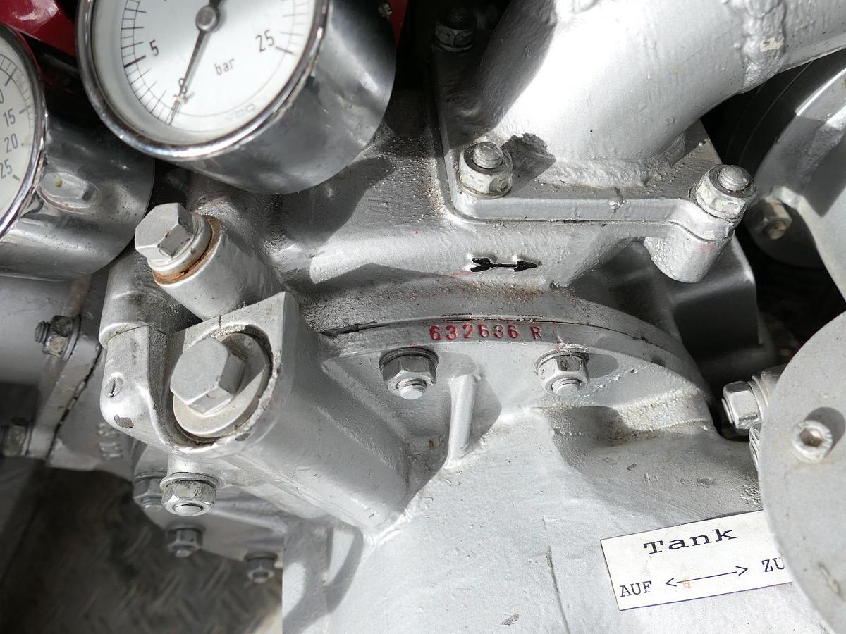 Gebraucht Mercedes-Benz 814 D LF 8/6 DoKa AHK Löschwassertank 600L Schlingmann