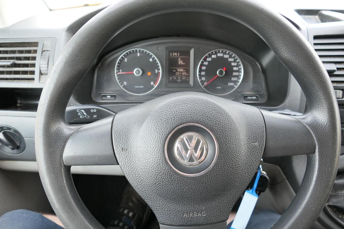 Gebraucht Volkswagen T5 Transporter 2.0 TDI PARKTRONIK EURO-5 2xSCHIEBETÜR CoC