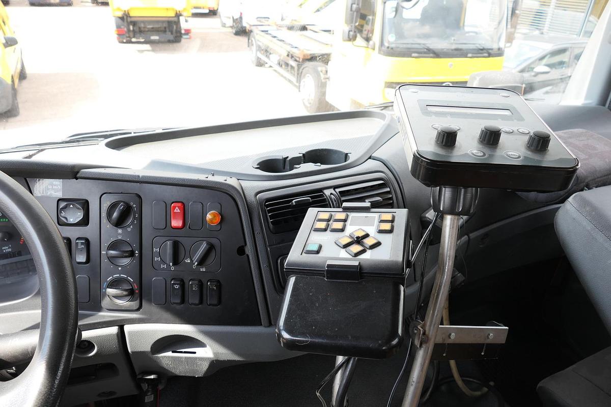 Gebraucht Mercedes-Benz 1828 AK Kran Axor-R Atlas 85.2 Kipper Winterdienst