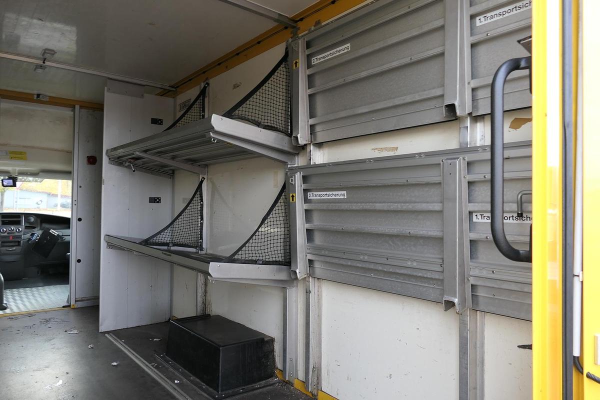 Gebraucht Iveco Daily 35 S11 C30C AUTOMATIK KAMERA Regale LUFT DURCHGANG EURO-5 CoC