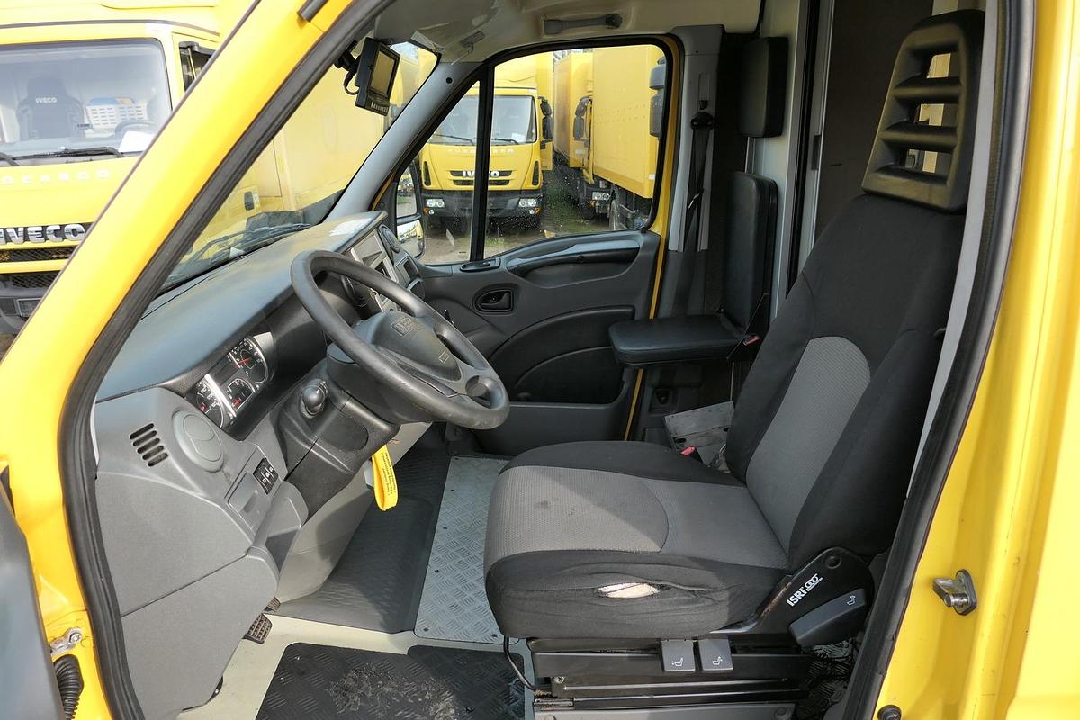 Gebraucht Iveco Daily 35 S11 C30C AUTOMATIK KAMERA MAXI Regale DURCHGANG
