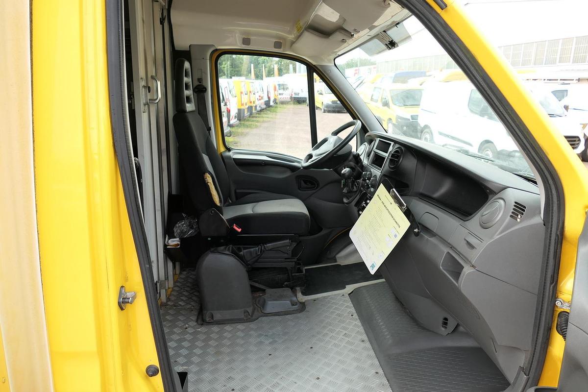 Gebraucht Iveco Daily 35 S11 C30C AUTOMATIK KAMERA Regale LUFT DURCHGANG EURO-5 CoC