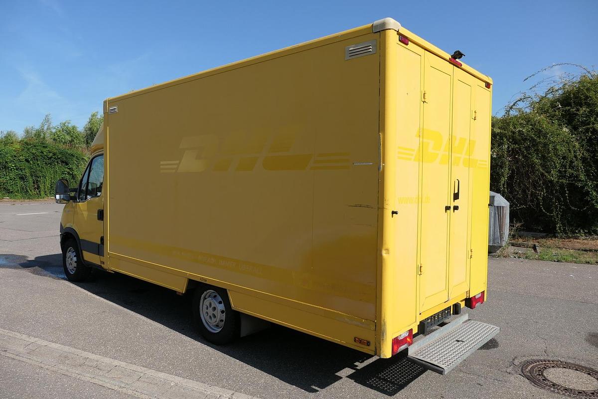 Gebraucht Iveco Daily 35 S11 C30C AUTOMATIK KAMERA Regale LUFT DURCHGANG EURO-5 CoC