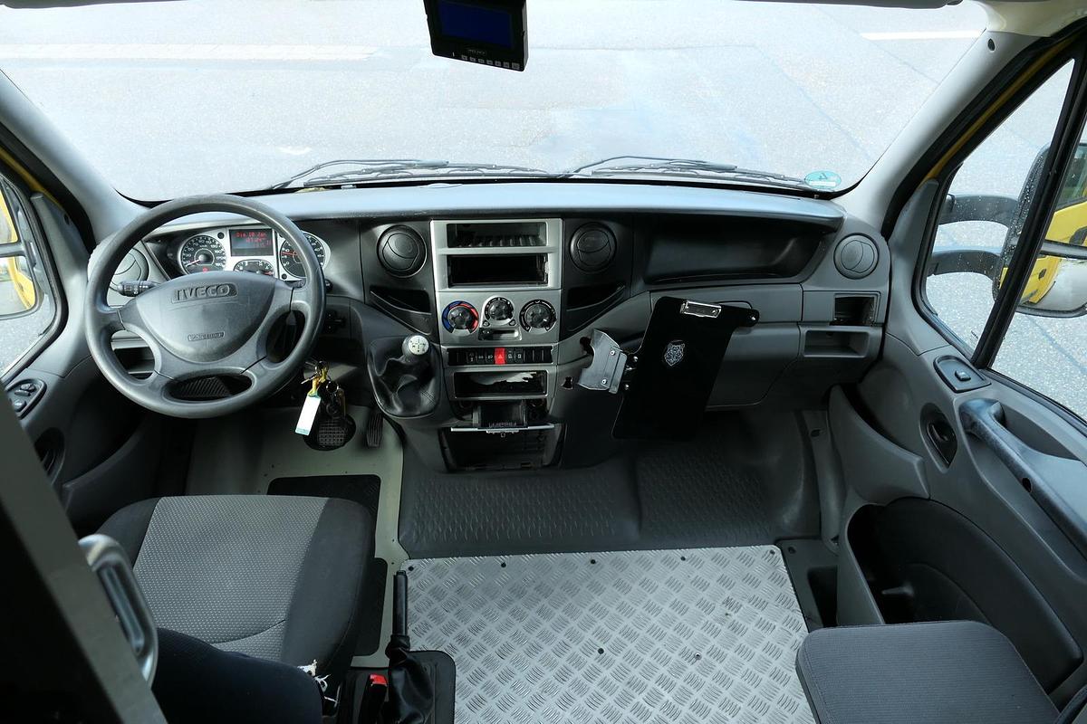 Gebraucht Iveco Daily 35 S11 C30C AUTOMATIK KAMERA MAXI Regale DURCHGANG