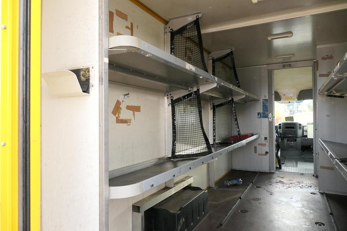 Gebraucht Mercedes-Benz SPRINTER 310 CDI MAXI EURO-5 KOFFER REGALE KAMERA DURCHGANG