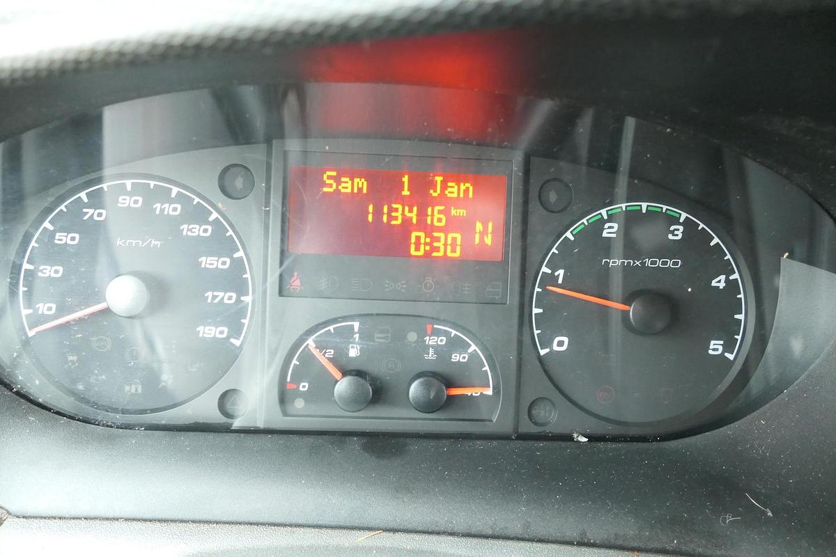 Gebraucht Iveco Daily 35 S11 C30C AUTOMATIK KAMERA MAXI Regale LUFT - EURO 5 - CoC