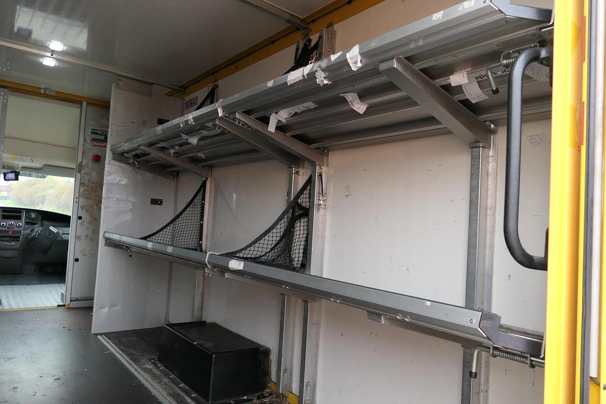 Gebraucht Iveco Daily 35 S11 C30C AUTOMATIK KAMERA Regale LUFT DURCHGANG EURO-5 CoC