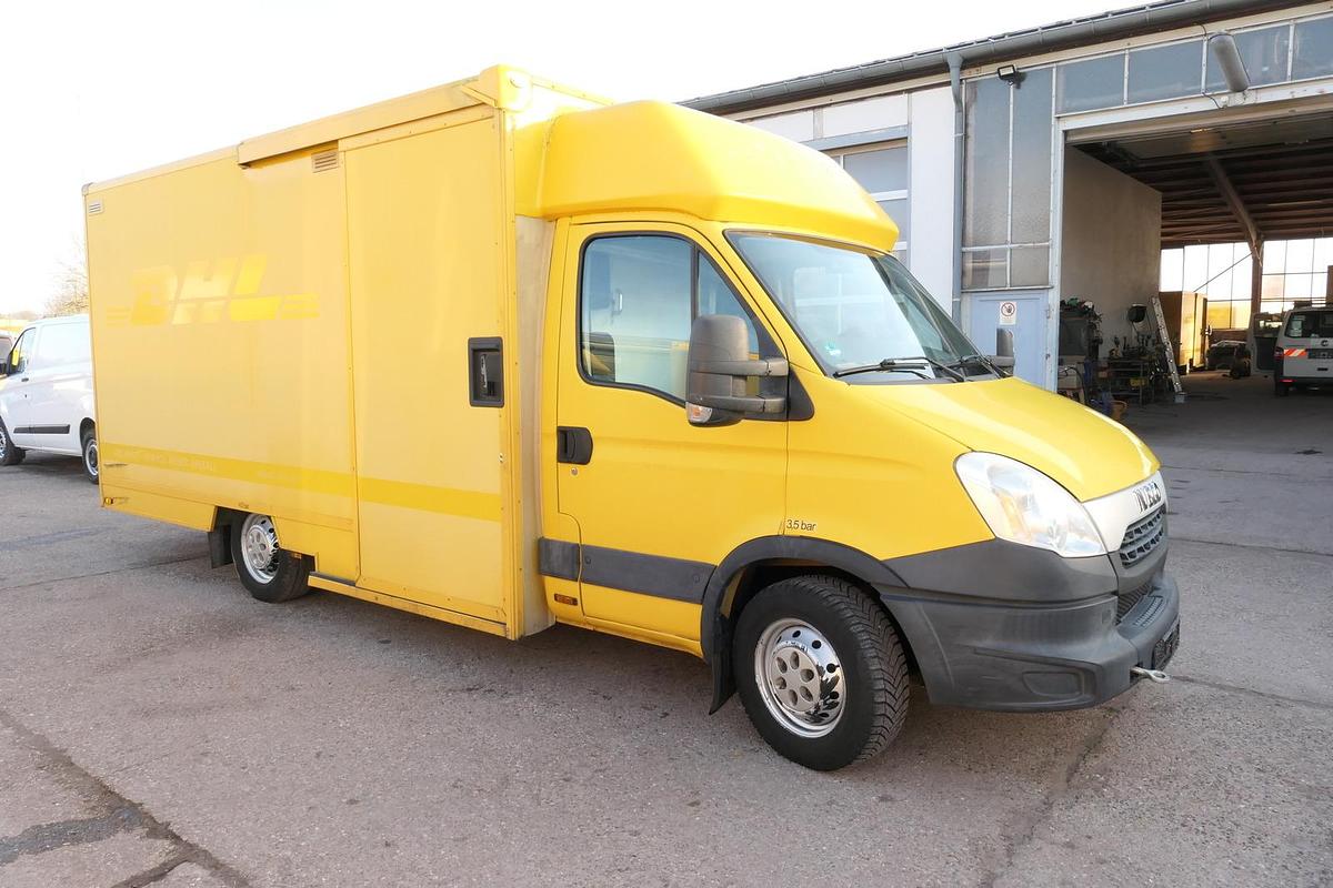 Gebraucht Iveco Daily 35 S11 C30C AUTOMATIK KAMERA MAXI KAMERA Regale LUFT - EURO 5 - CoC