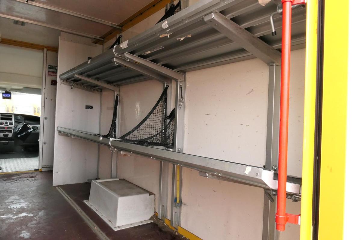 Gebraucht Iveco Daily 35 S11 C30C AUTOMATIK KAMERA MAXI Regale DURCHGANG