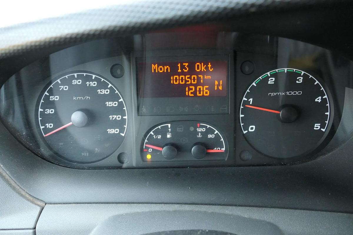 Gebraucht Iveco Daily 35 S11 C30C AUTOMATIK KAMERA MAXI KAMERA Regale LUFT - EURO 5 - CoC