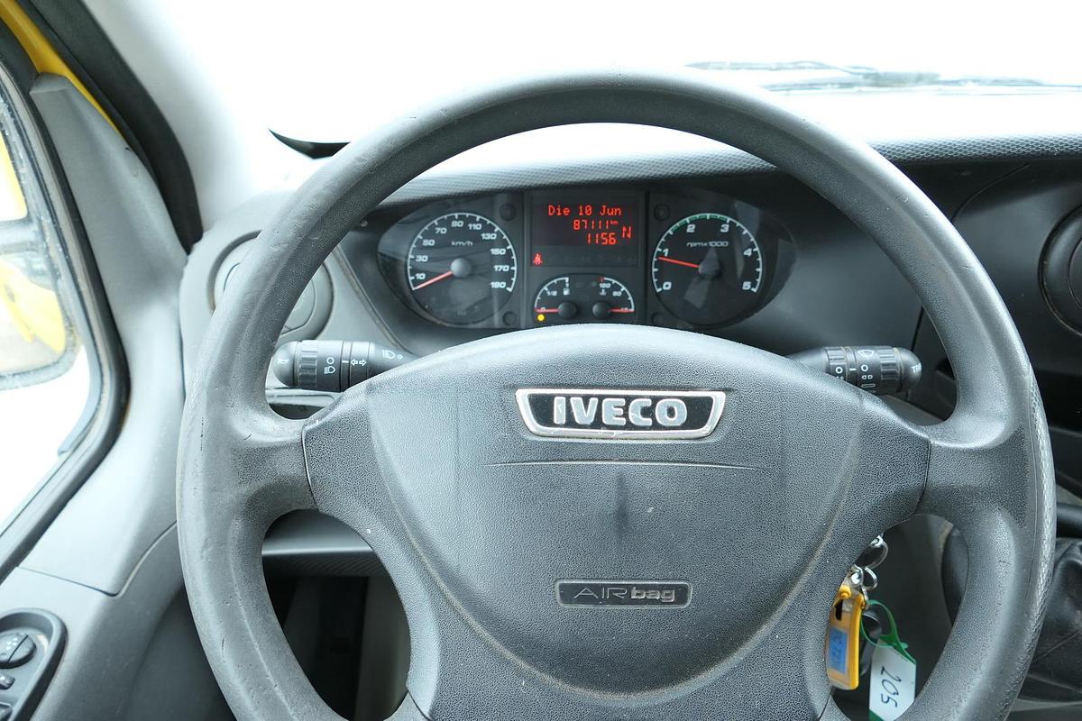 Gebraucht Iveco Daily 35 S11 C30C AUTOMATIK KAMERA Regale LUFT DURCHGANG EURO-5 CoC