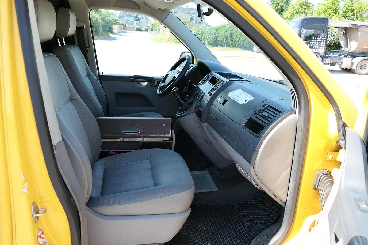 Gebraucht Volkswagen T5 Transporter 1.9 TDI 2-Sitzer PARKTRONIK 2xSCHIEBETÜR